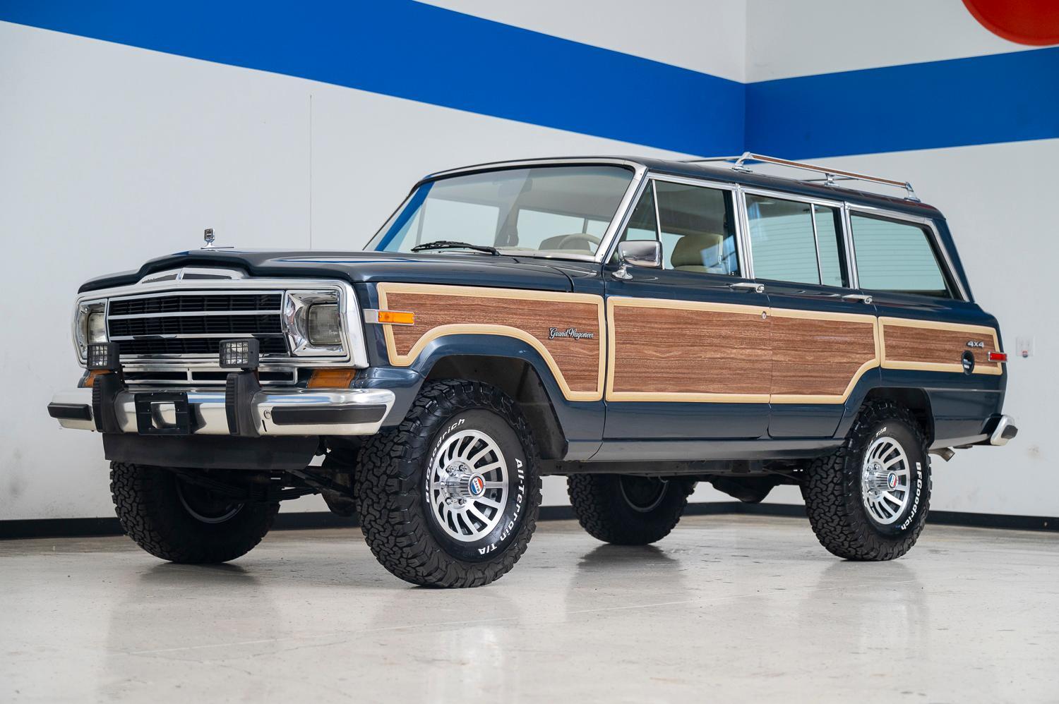 1989 Jeep SJ Grand Wagoneer for Sale – Blue 6.0-Liter Vortec V8 4x4