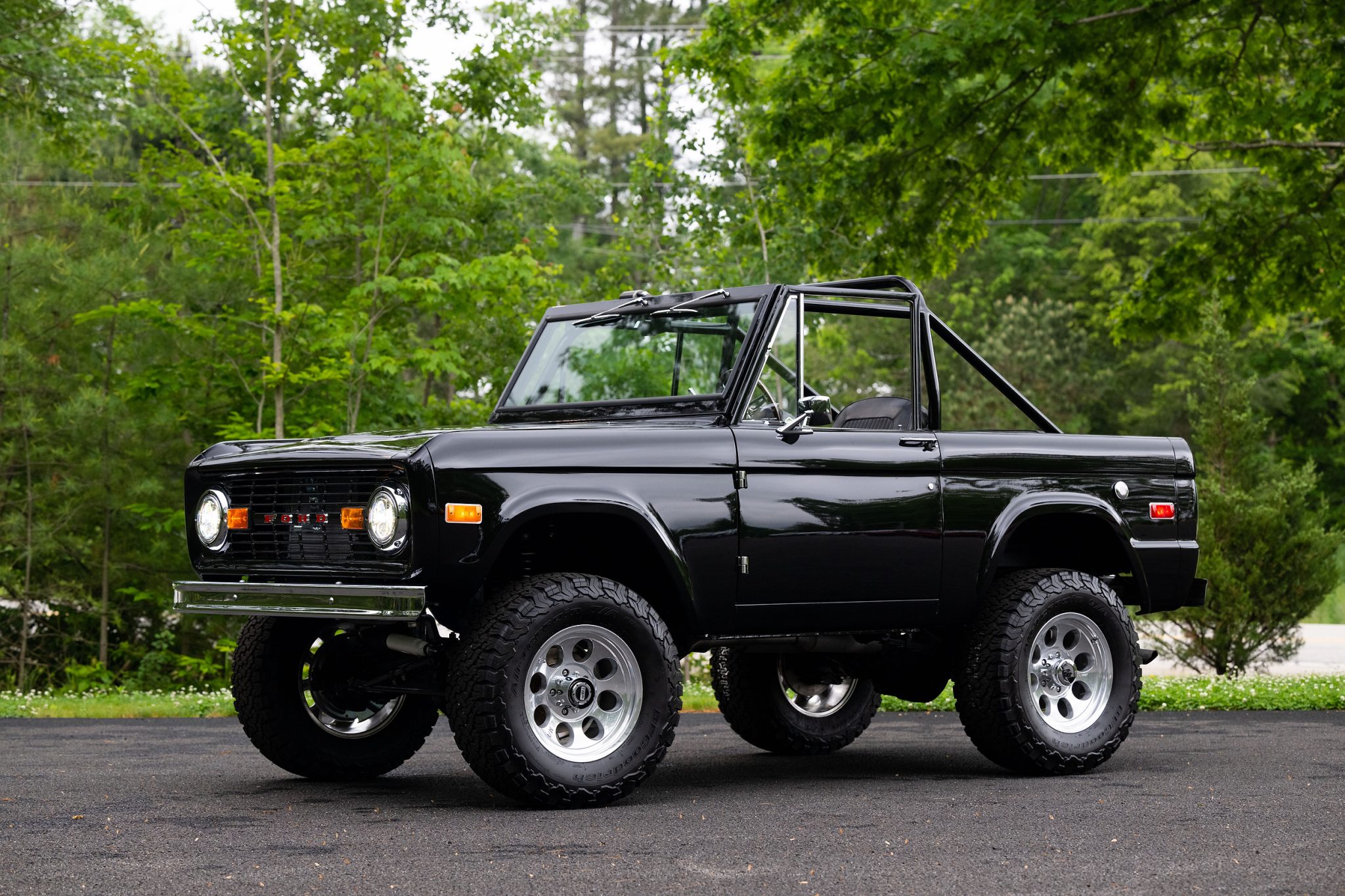 Ford Bronco U13/U14/U15 1971 (1966-1977) à vendre – 4x4 noir V8 302ci automatique