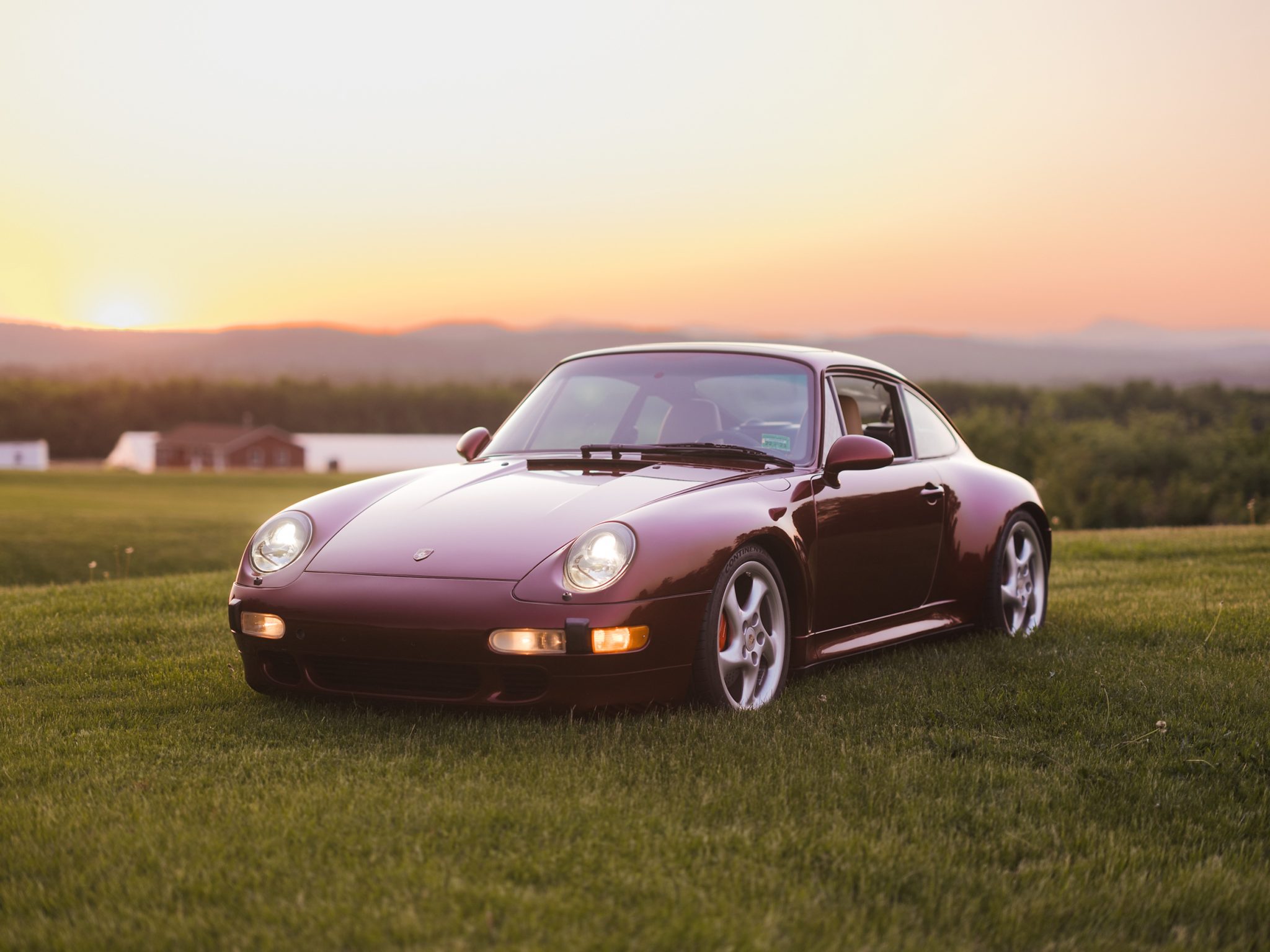 1998 Porsche 993 911 (Non-Turbo/GT2) zu verkaufen – Arena Red luftgekühlter AWD-Klassiker
