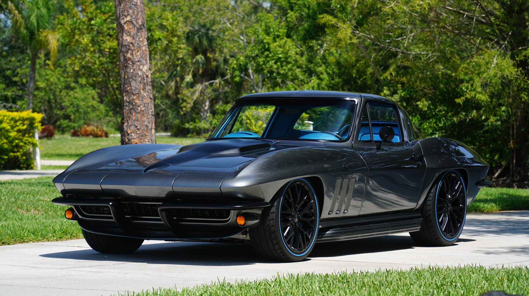 1965 Chevrolet Corvette C2 à vendre – Restomod LS3 Metallic Gray
