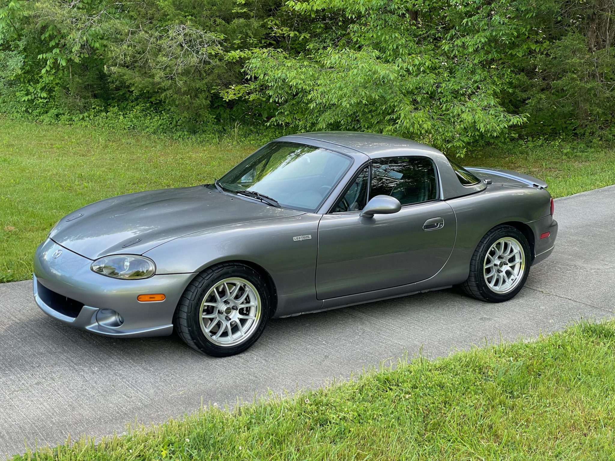 2004 Mazda NB MX-5 Miata zu verkaufen – Titanium Gray LS3-V8 Roadster mit Sechsgang-Handschaltung