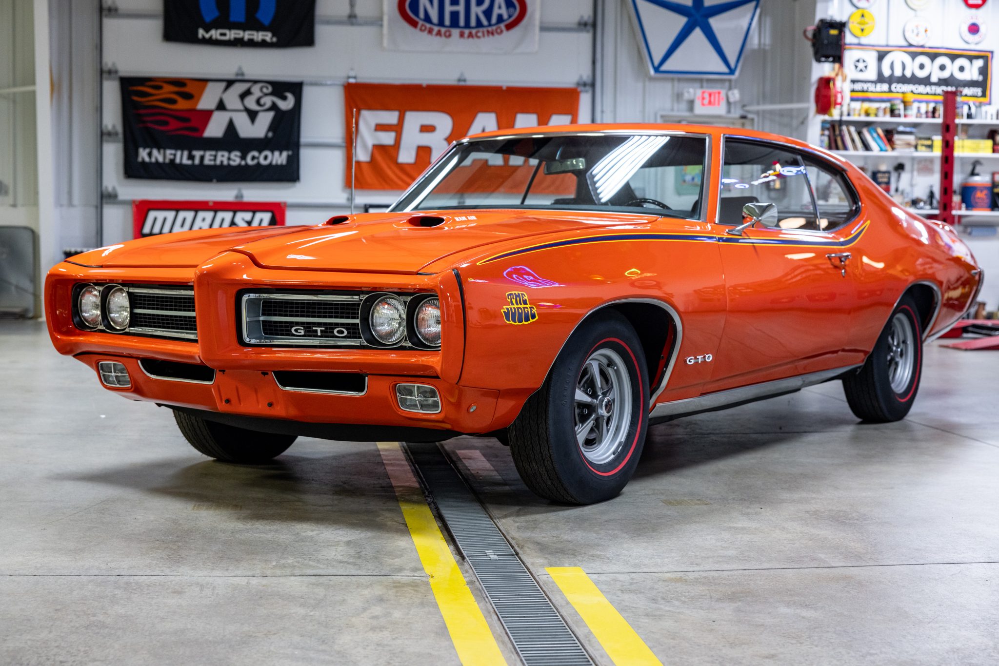 1969 Pontiac GTO à vendre – Muscle car Orange Ram Air III à boîte quatre rapports