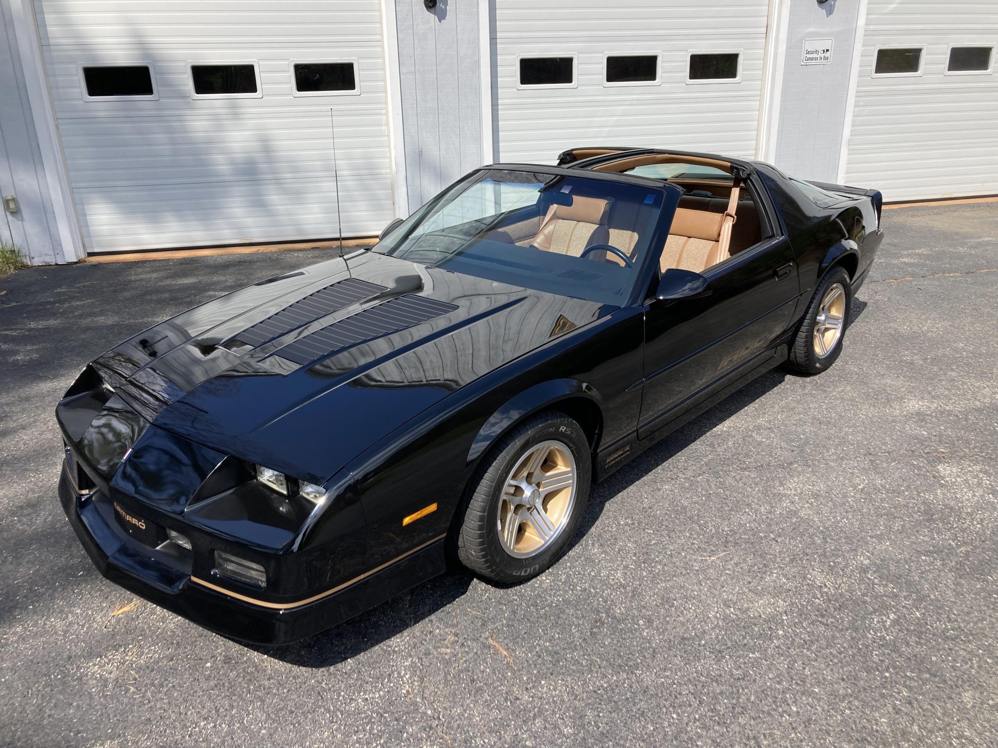 1988 Chevrolet Camaro 3rd Generation 1982-1992 for Sale – Black 5.7L V8 Z28 Coupe