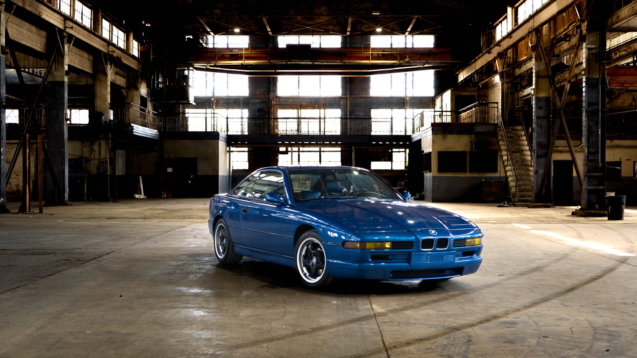 1994 BMW E31 8-Series zu verkaufen – Blauer V12 mit Sechsgang-Handschaltung