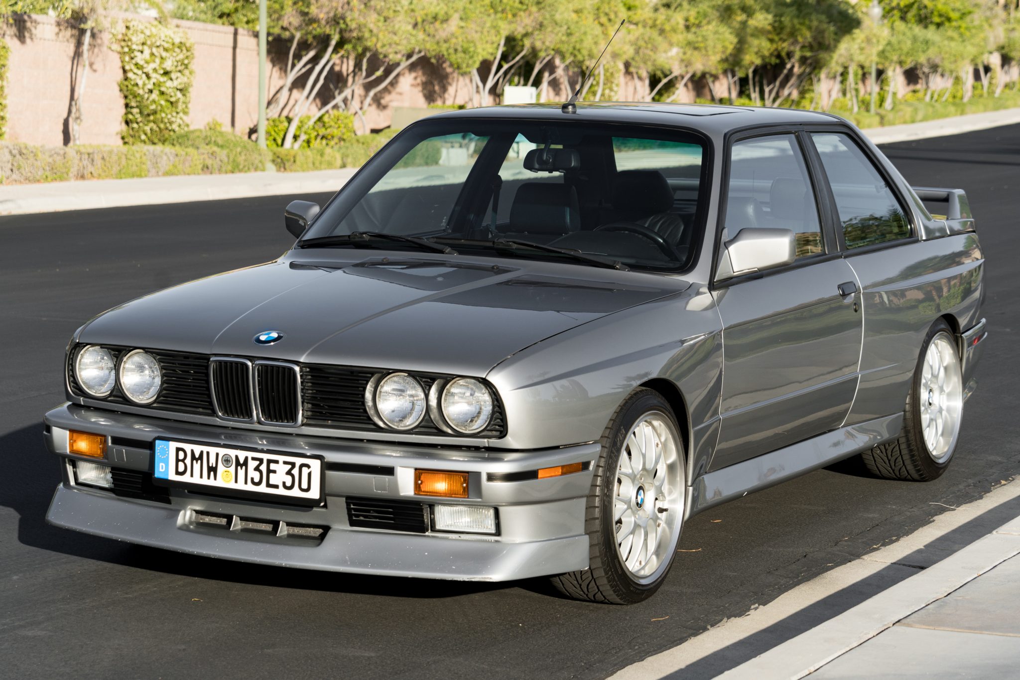 1988 BMW E30 M3 à vendre – Coupé Silver S14 à boîte cinq rapports