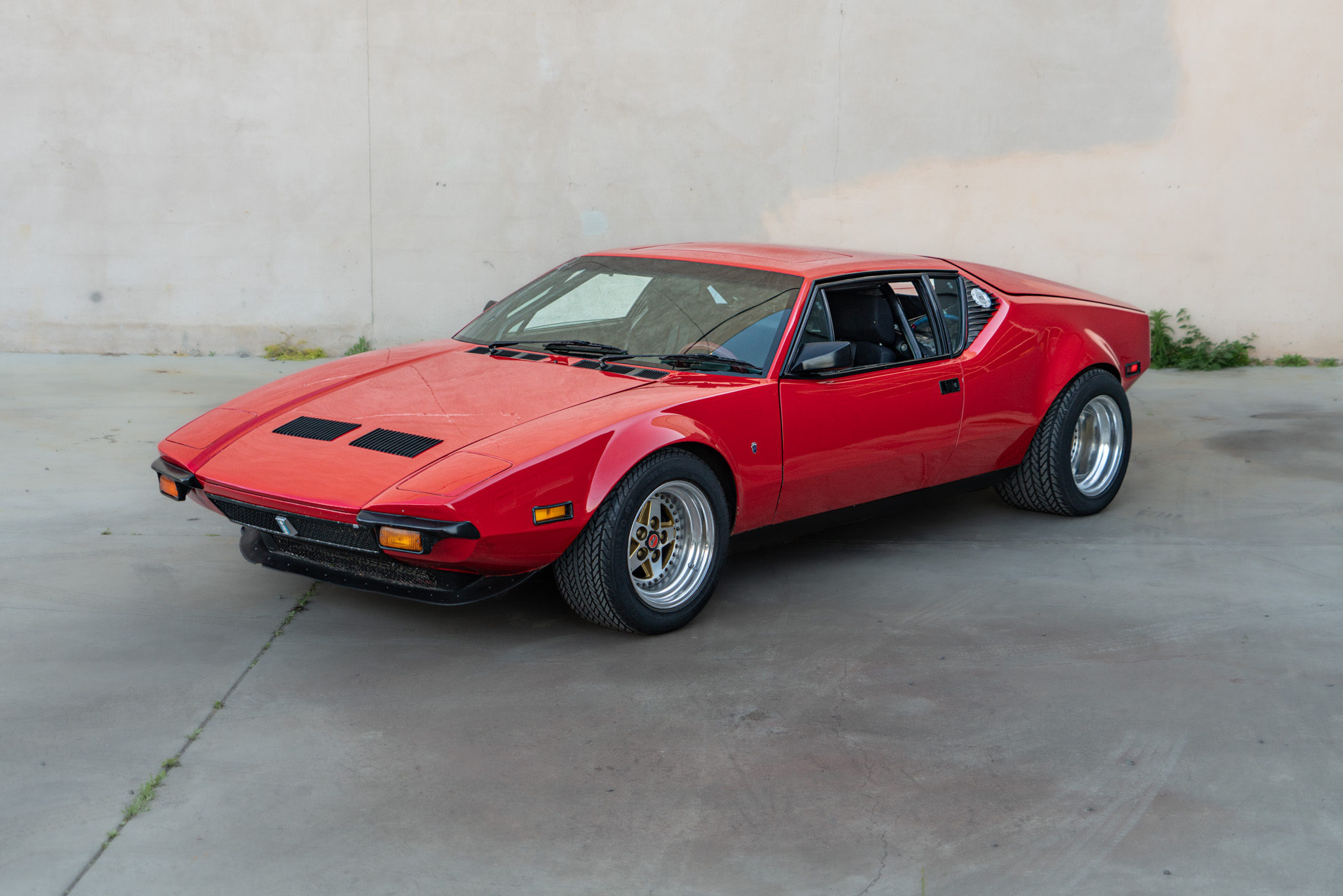 1972 DeTomaso Pantera zu verkaufen – 393ci Cleveland V8 mit ZF-Fünfgang-Transaxle