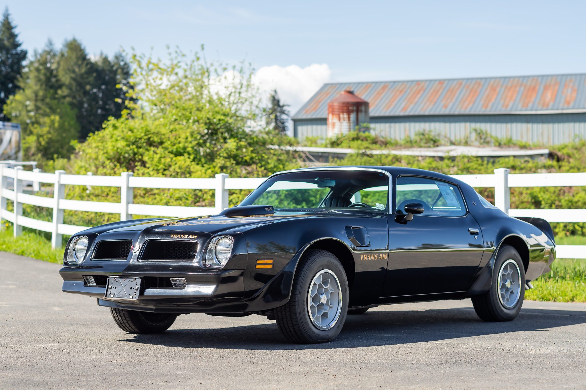 1976 Pontiac Firebird (1970-1981) à vendre – Starlight Black V8 455ci à quatre rapports