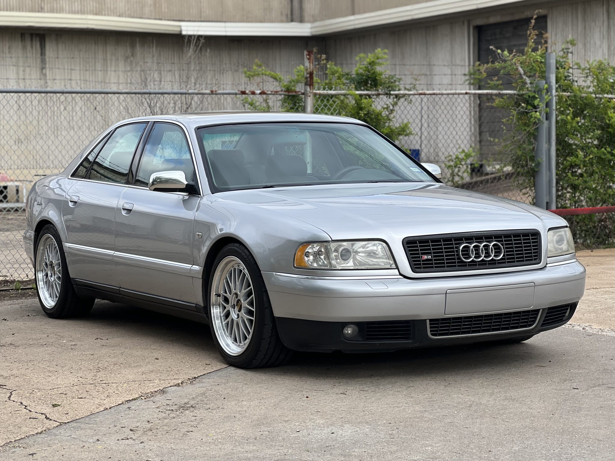 2001 Audi S8 zu verkaufen – Silver V8 Quattro mit Sechsgang-Handschaltung