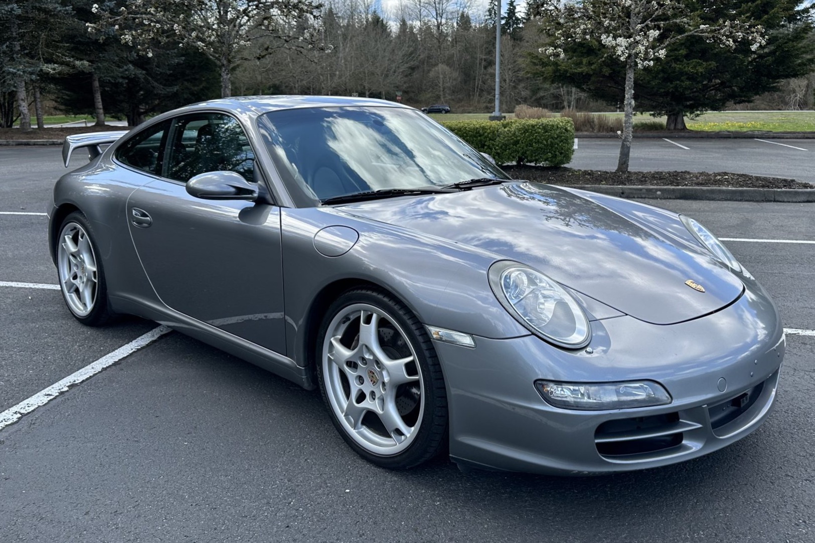 2005 Porsche 997 911 (Non-Turbo/GT2/GT3) à vendre – Seal Grey à boîte manuelle six rapports