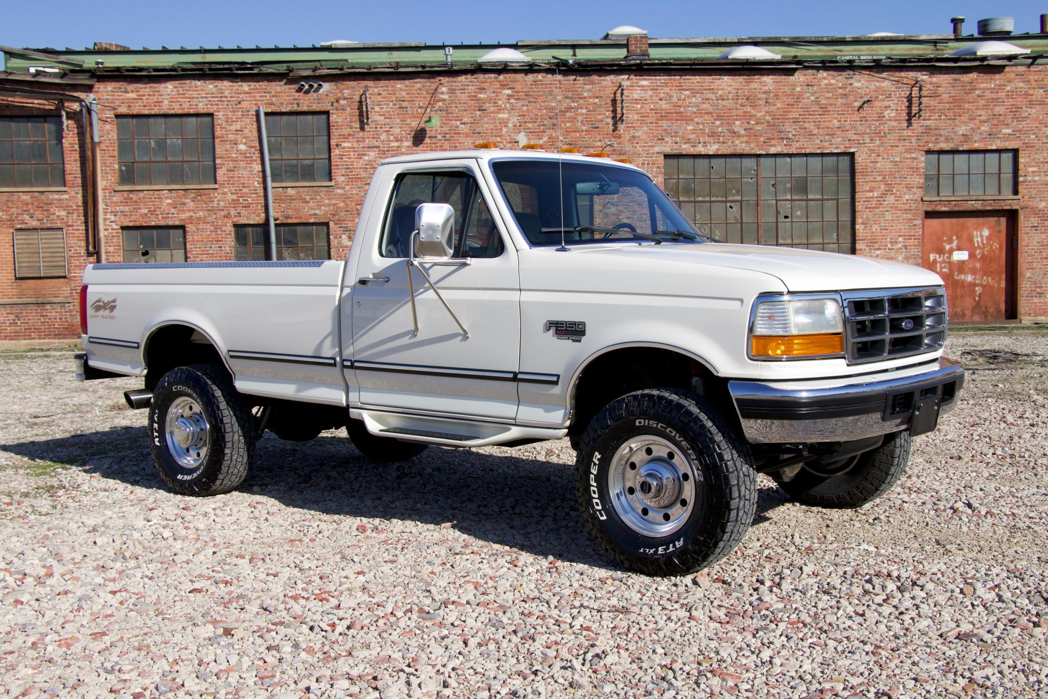 1995 Ford F-Series 1992-1997 for Sale – Colonial White Power Stroke Five-Speed 4x4