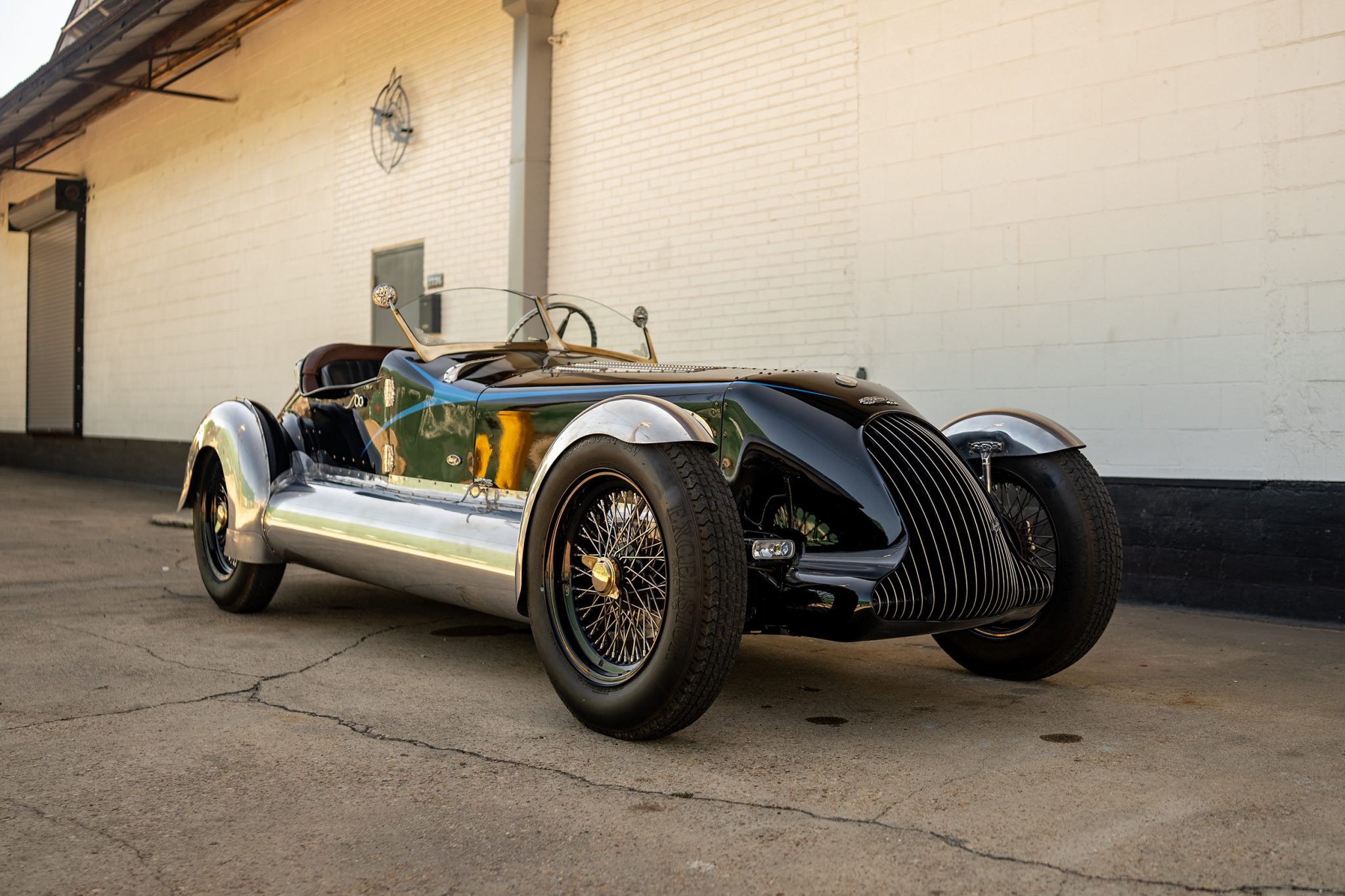 1928 Ford Hot Rod à vendre – Custom Black à moteur Jaguar et boîte cinq rapports