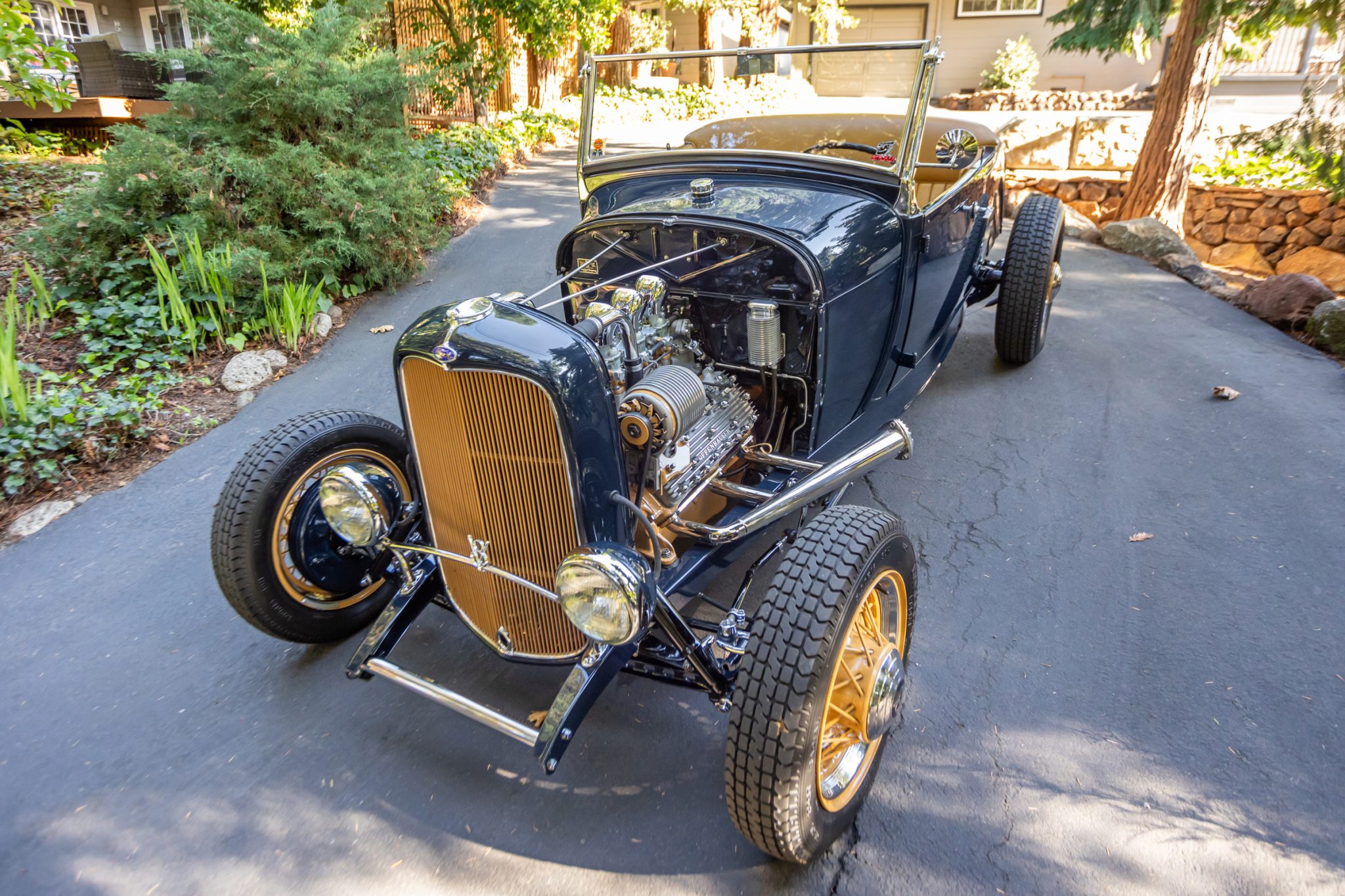 Flathead-Powered Ford Model A Roadster Hot Rod zu verkaufen – Blue Flathead-V8 mit Fünfgang
