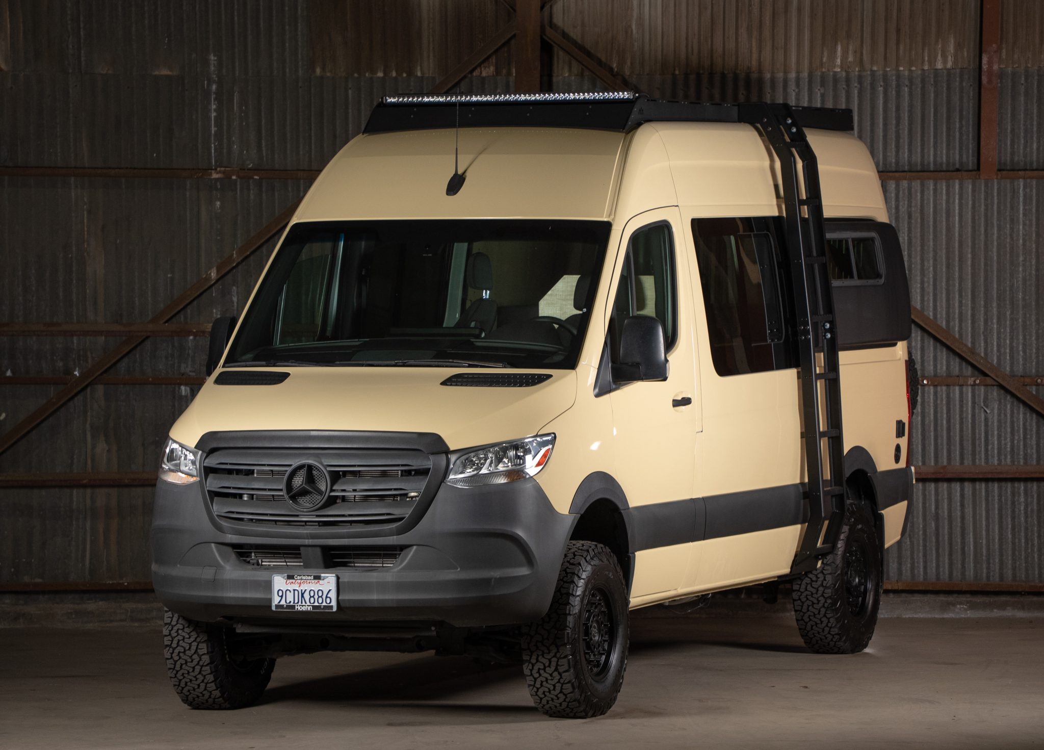 2019 Mercedes-Benz Sprinter à vendre – Van aménagé Tan turbodiesel pour l’aventure