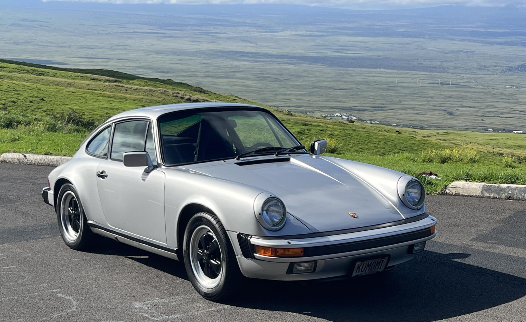 1985 Porsche 911 Carrera 3.2 for Sale – Silver Five-Speed One-Owner Classic