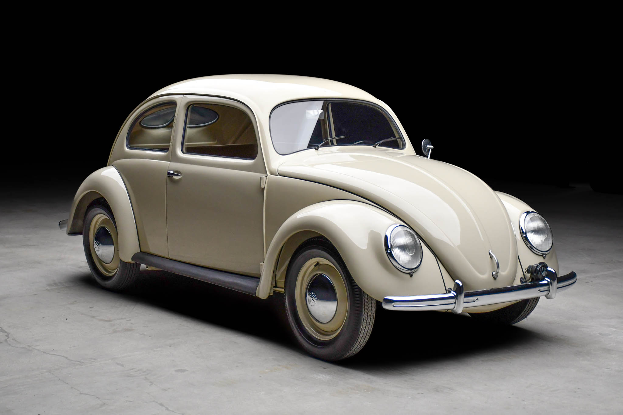 1951 Volkswagen Beetle (Split Window) zu verkaufen – Beige Split-Window-Klassiker mit Viergang