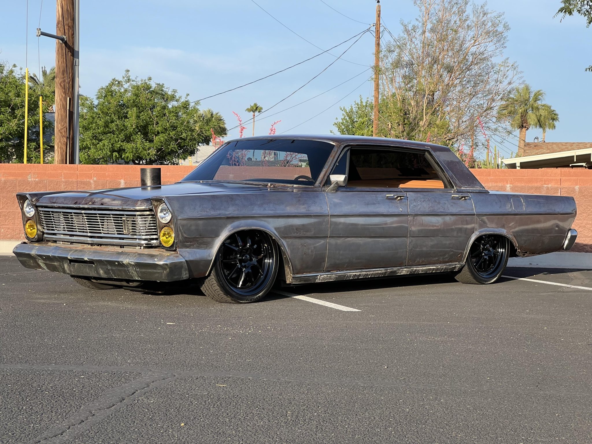 1965 Ford Galaxie zu verkaufen – Bare-Metal Cummins Air-Ride Custom