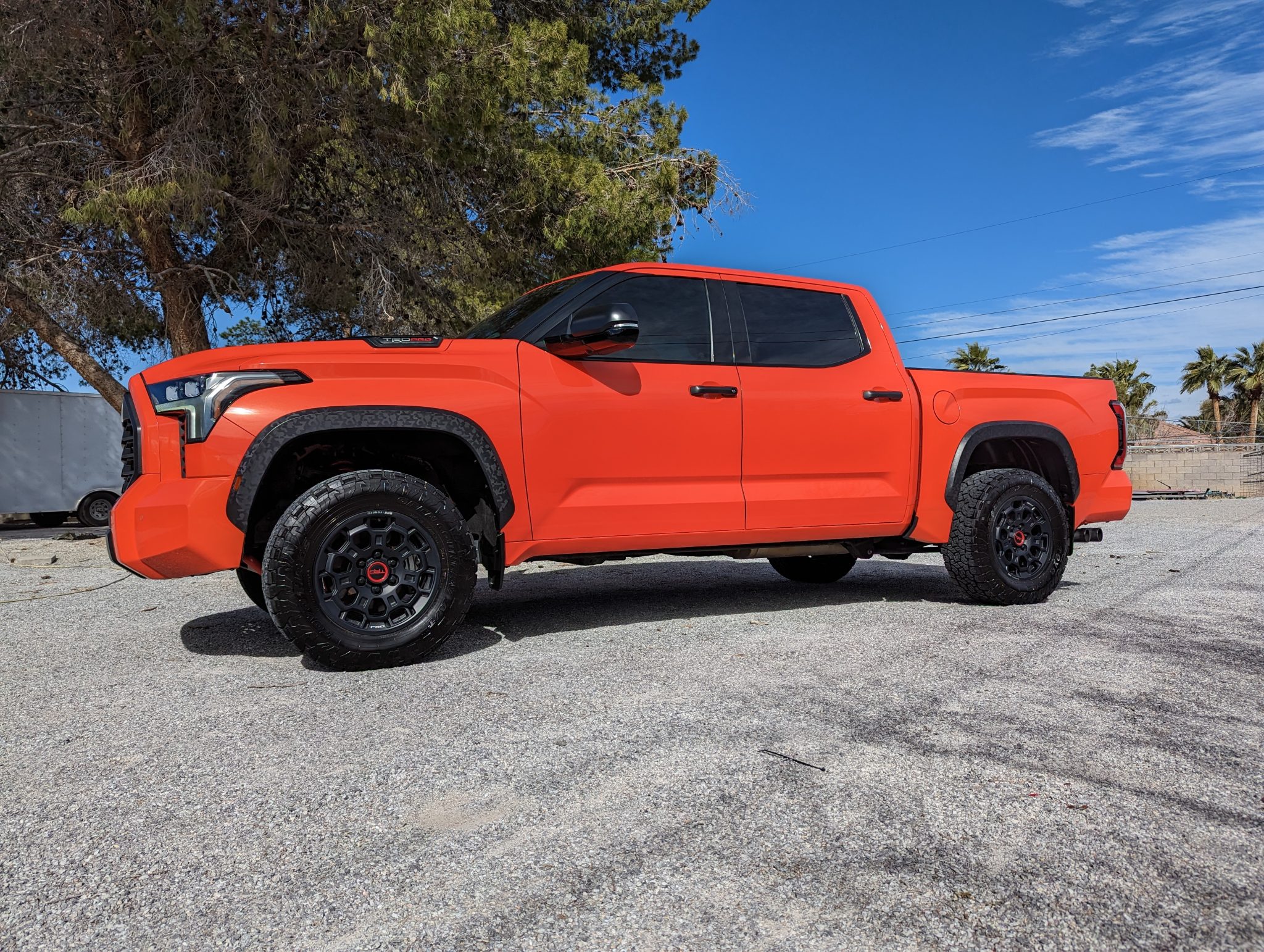 2022 Toyota Tundra (XK70 2022+) zu verkaufen – Solar Octane Hybrid-V6 4x4
