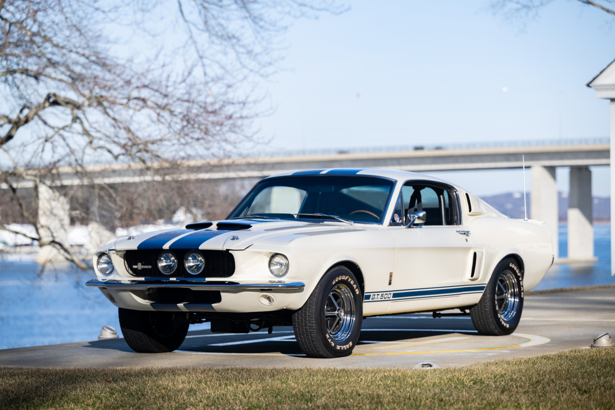 1967 Shelby Mustang GT350 & GT500 zu verkaufen – White 428ci Shelby mit Viergang