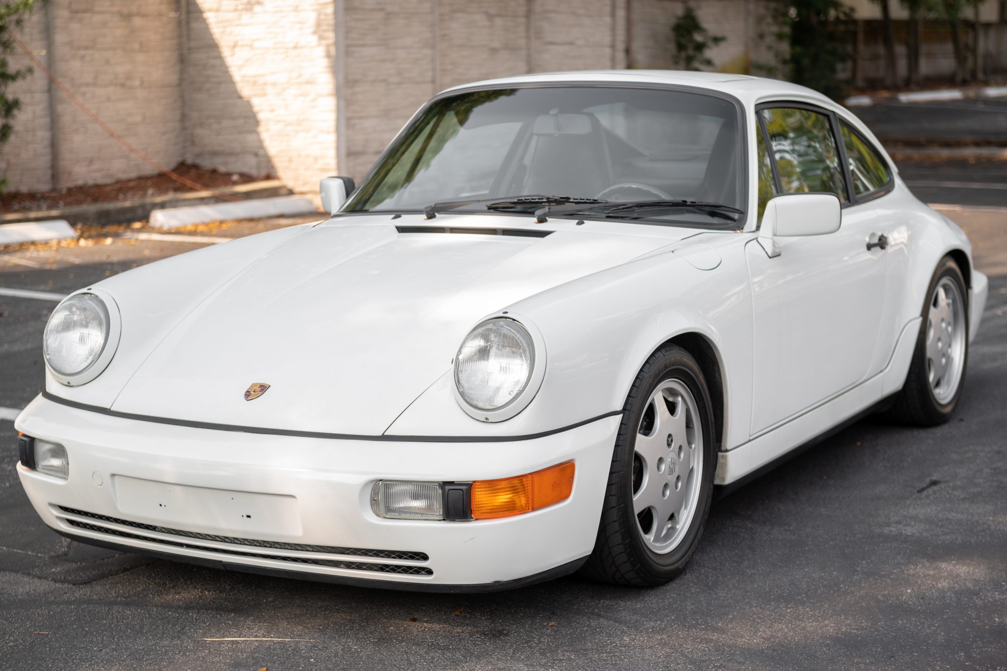 1989 Porsche 964 911 (Non-Turbo) for Sale – Grand Prix White Five-Speed Classic