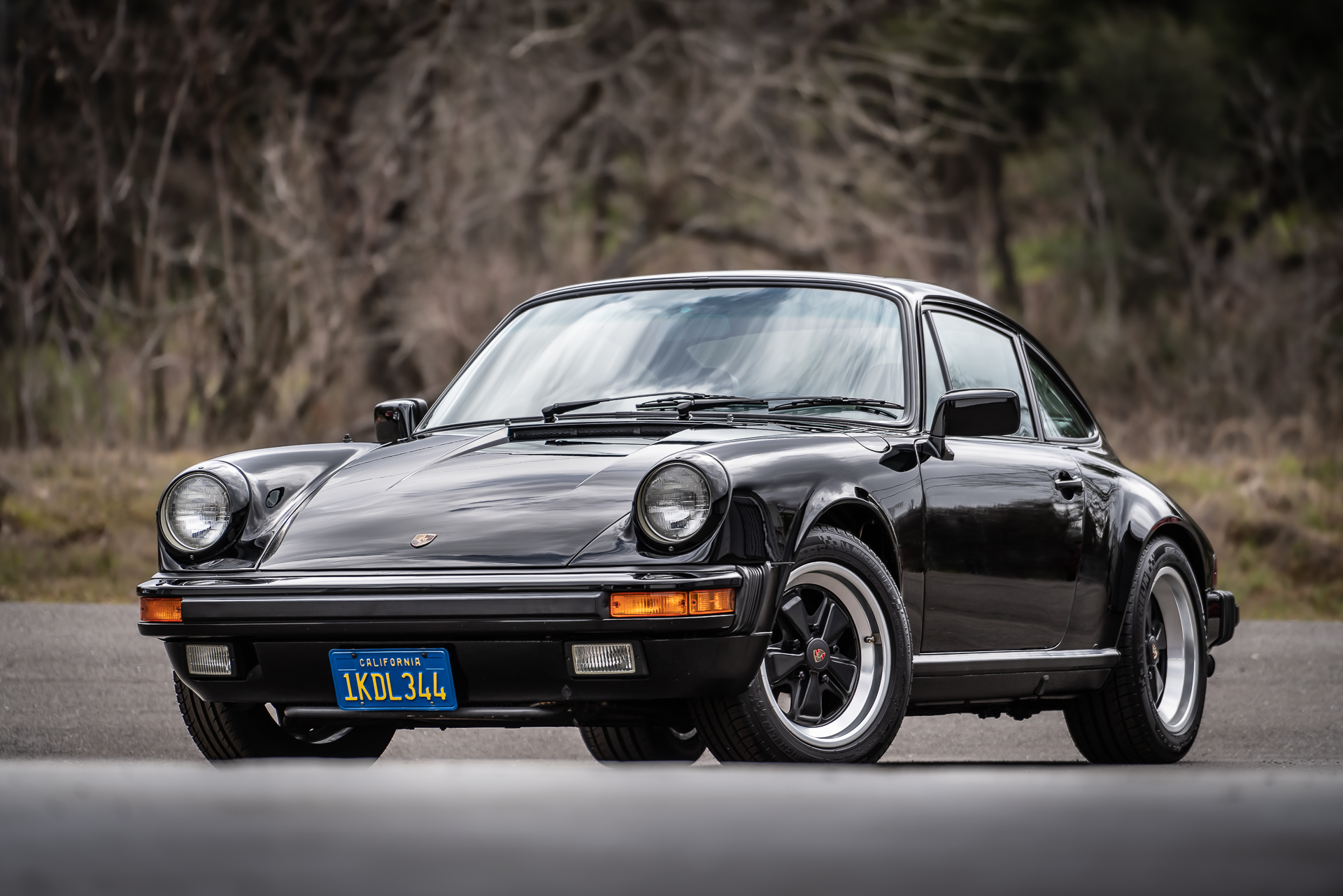 1984 Porsche 911 Carrera 3.2 à vendre – Classique Black à flat-six et cinq rapports
