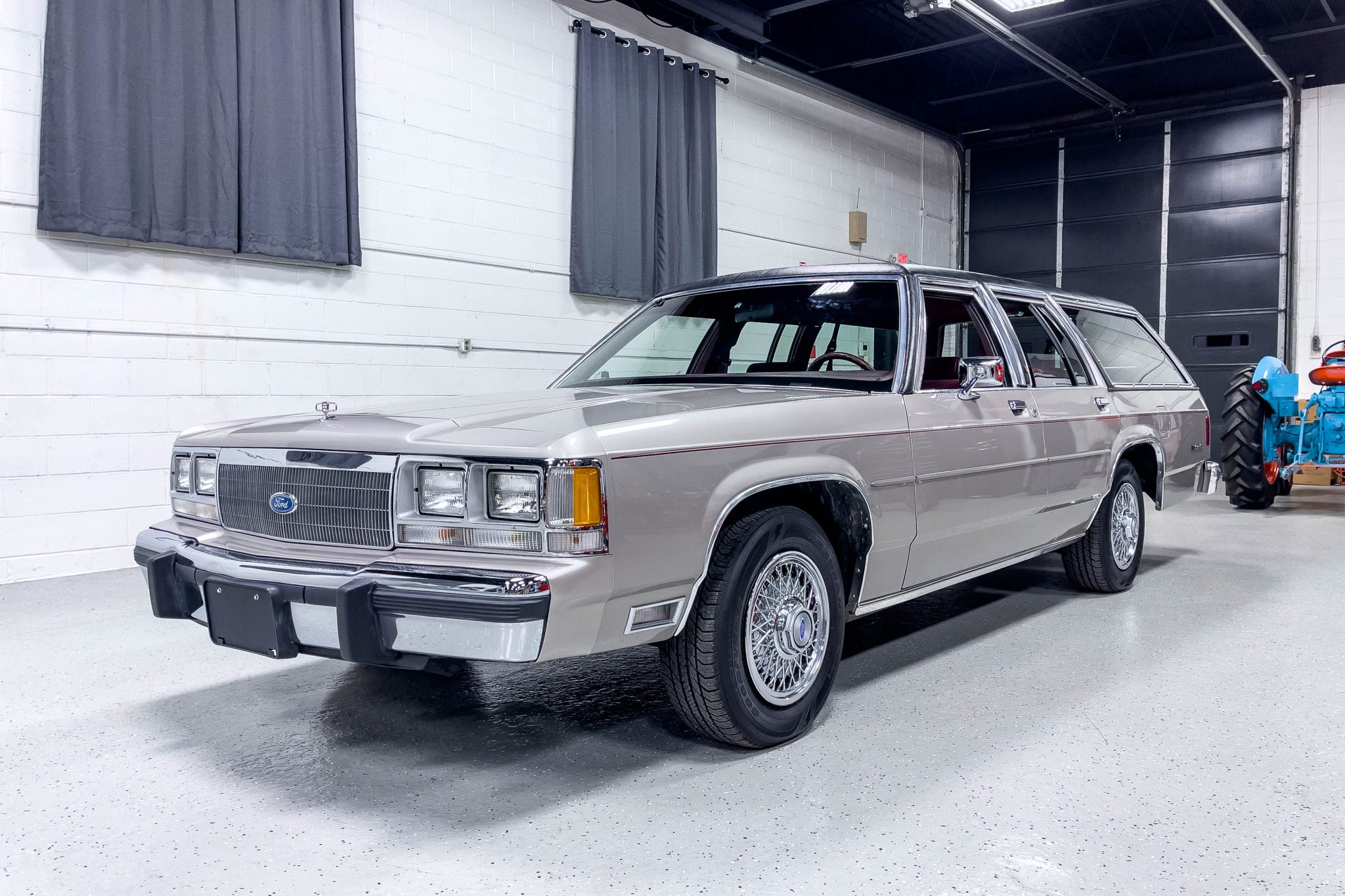 1991 Ford LTD zu verkaufen – Light Titanium V8 Kombi