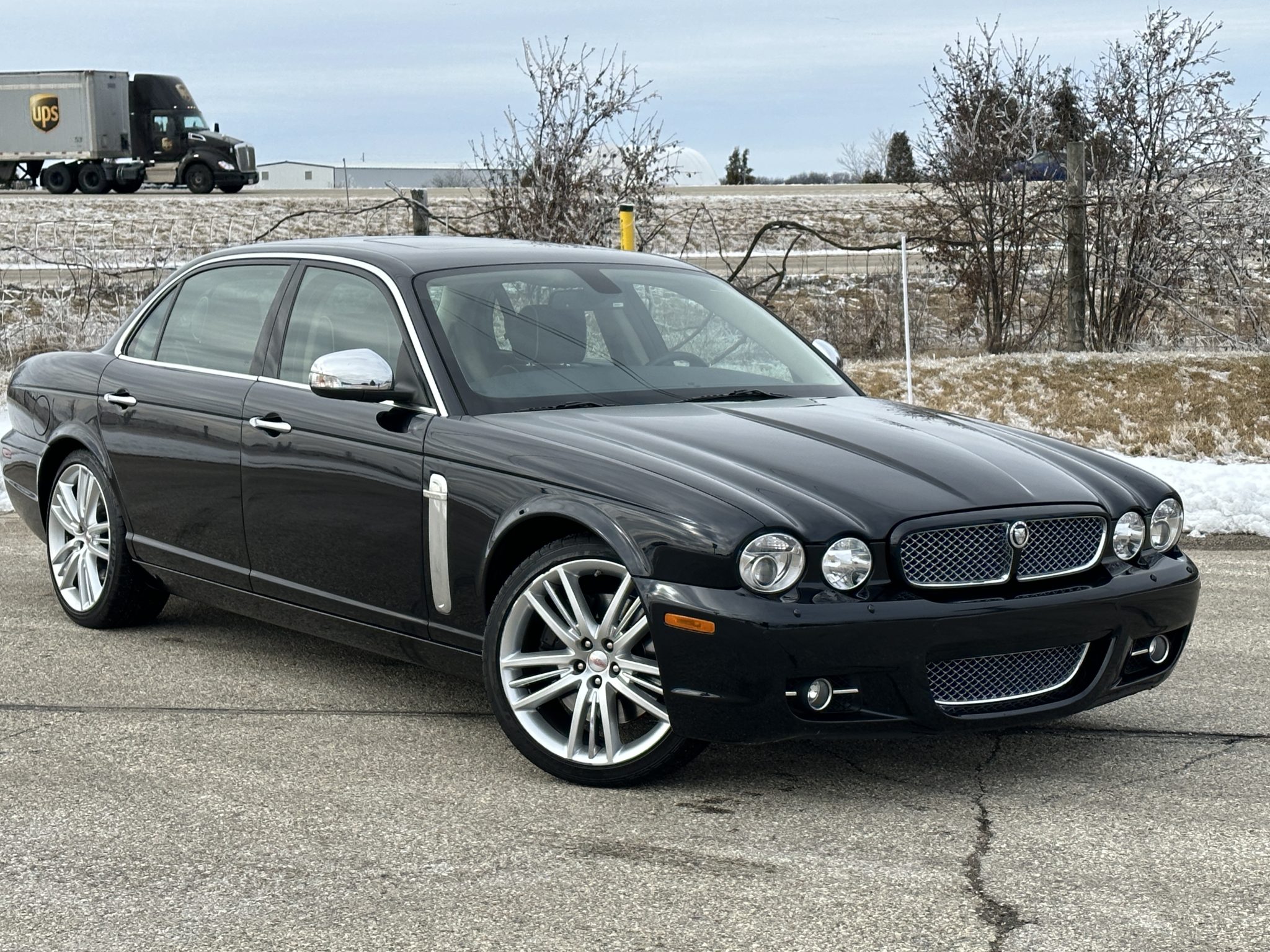 2009 Jaguar X350/X356/X358 XJ (2004-2009) for Sale – Celestial Black Supercharged V8 Luxury Sedan