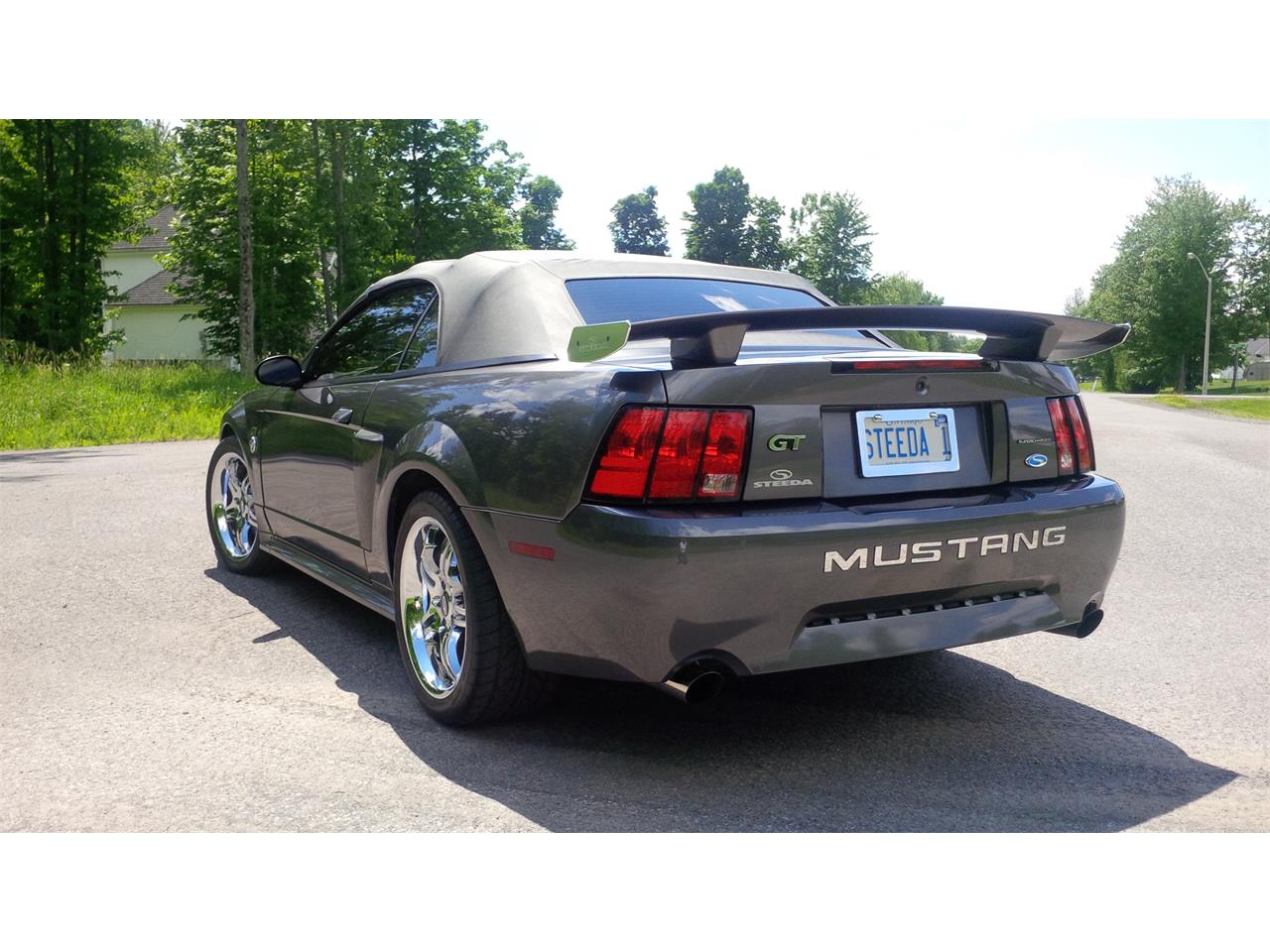 2004 Ford Mustang
