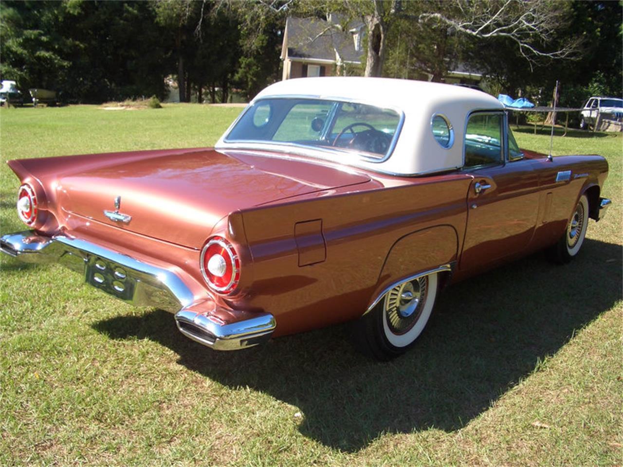 1957 Ford Thunderbird