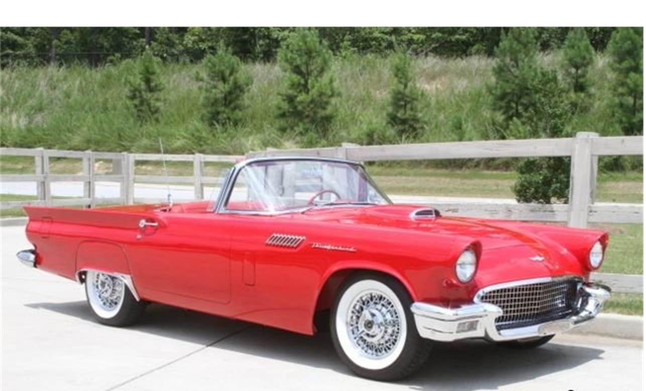 1957 Ford Thunderbird