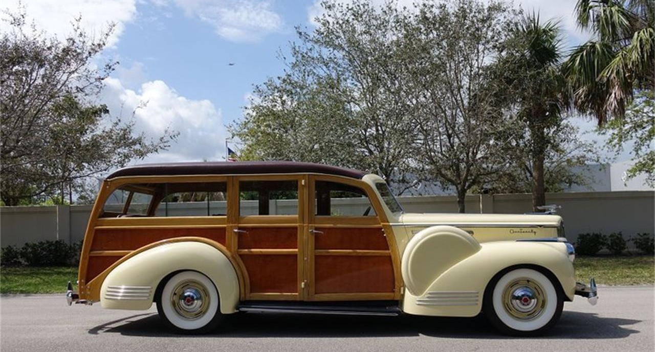 1941 Packard Deluxe