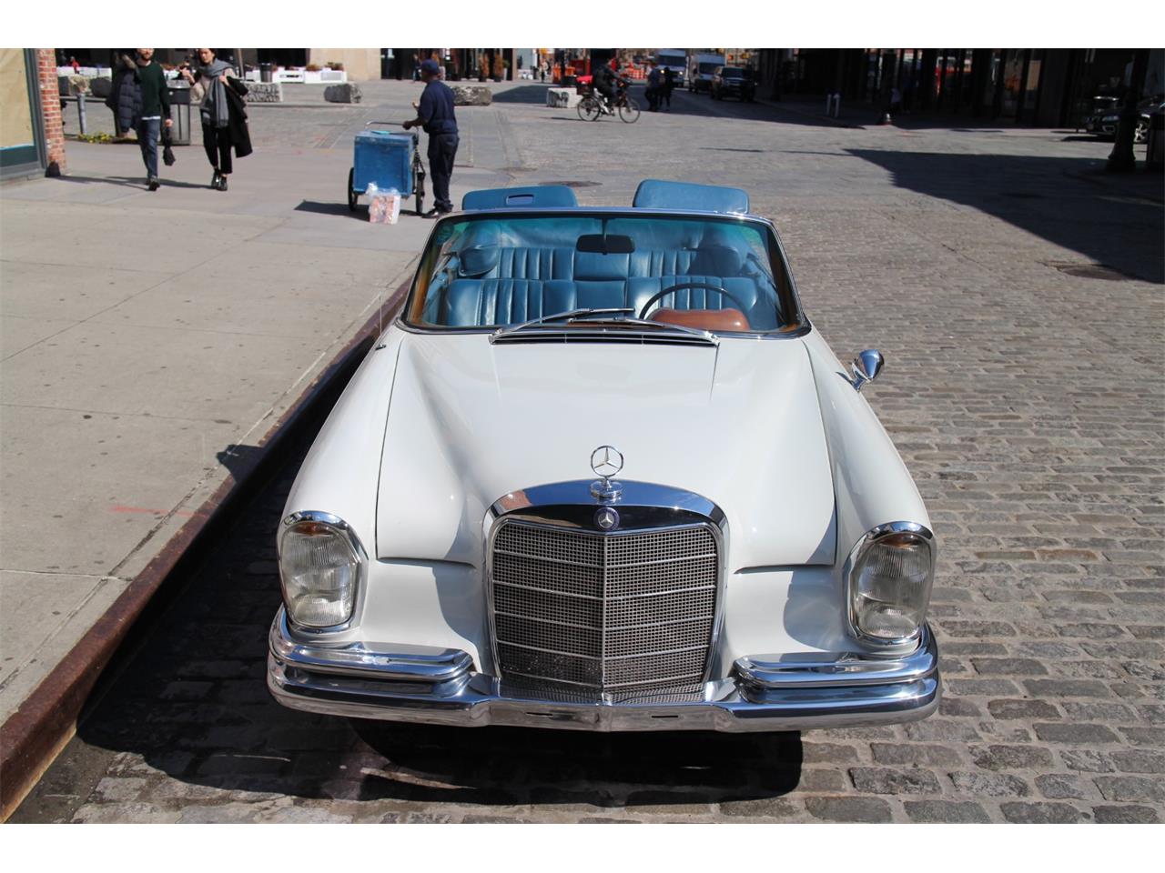 1967 Mercedes-Benz 250SE