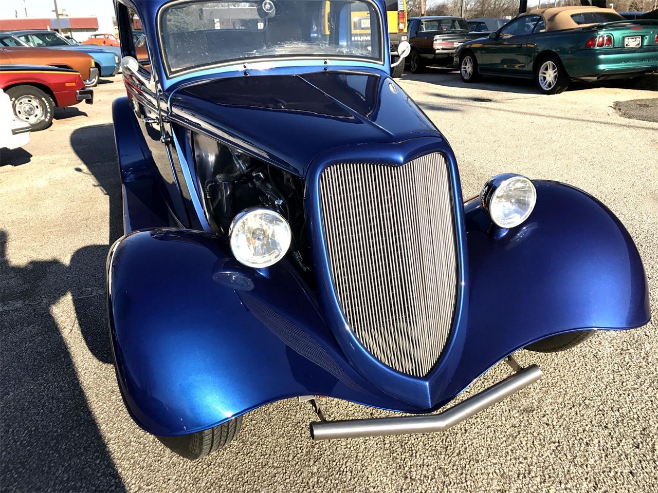 1933 Ford Victoria
