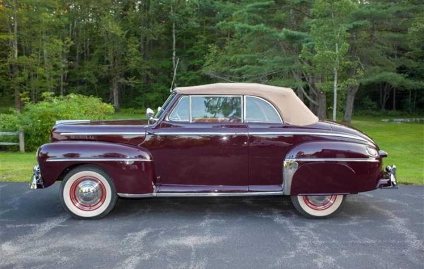 1947 Ford Super Deluxe
