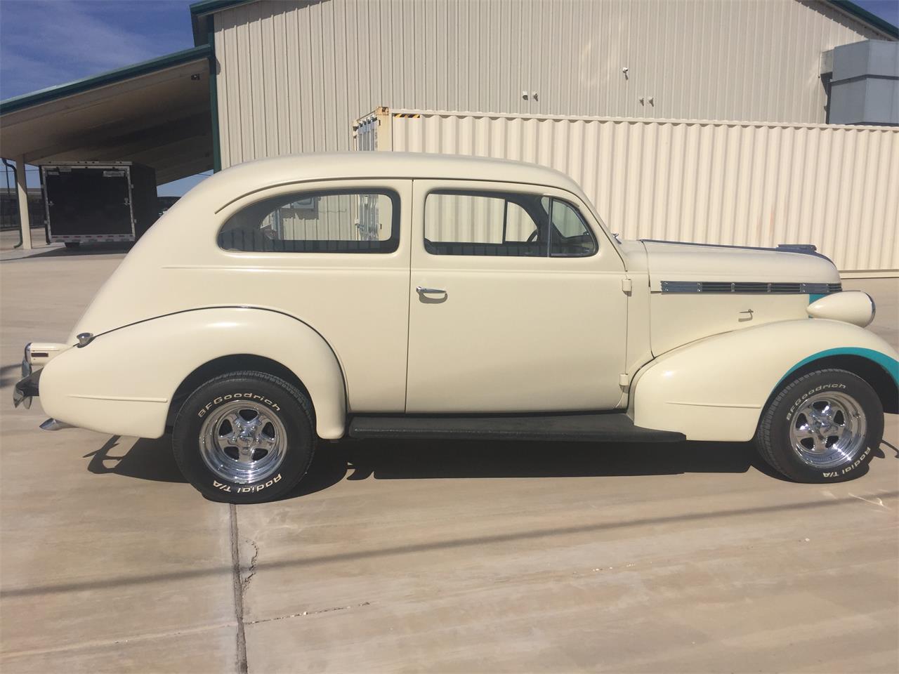 1937 Pontiac 2-Dr Coupe