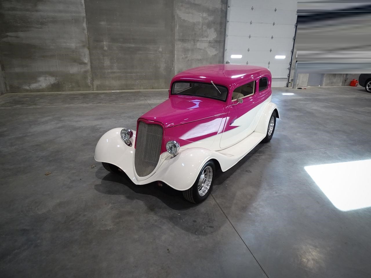 1933 Ford Crown Victoria