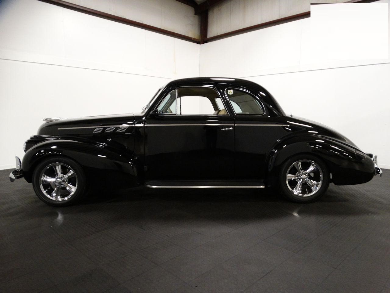 1940 Pontiac Deluxe Eight