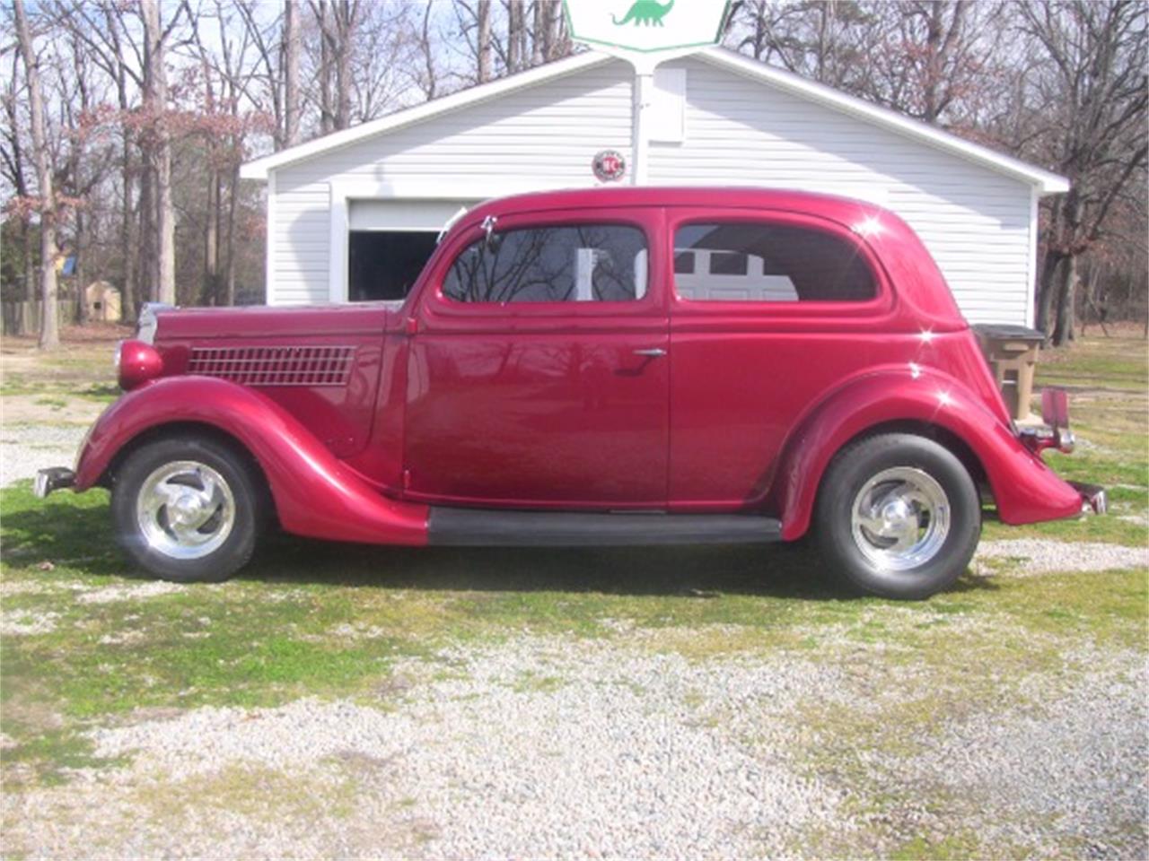 1935 Ford Slantback