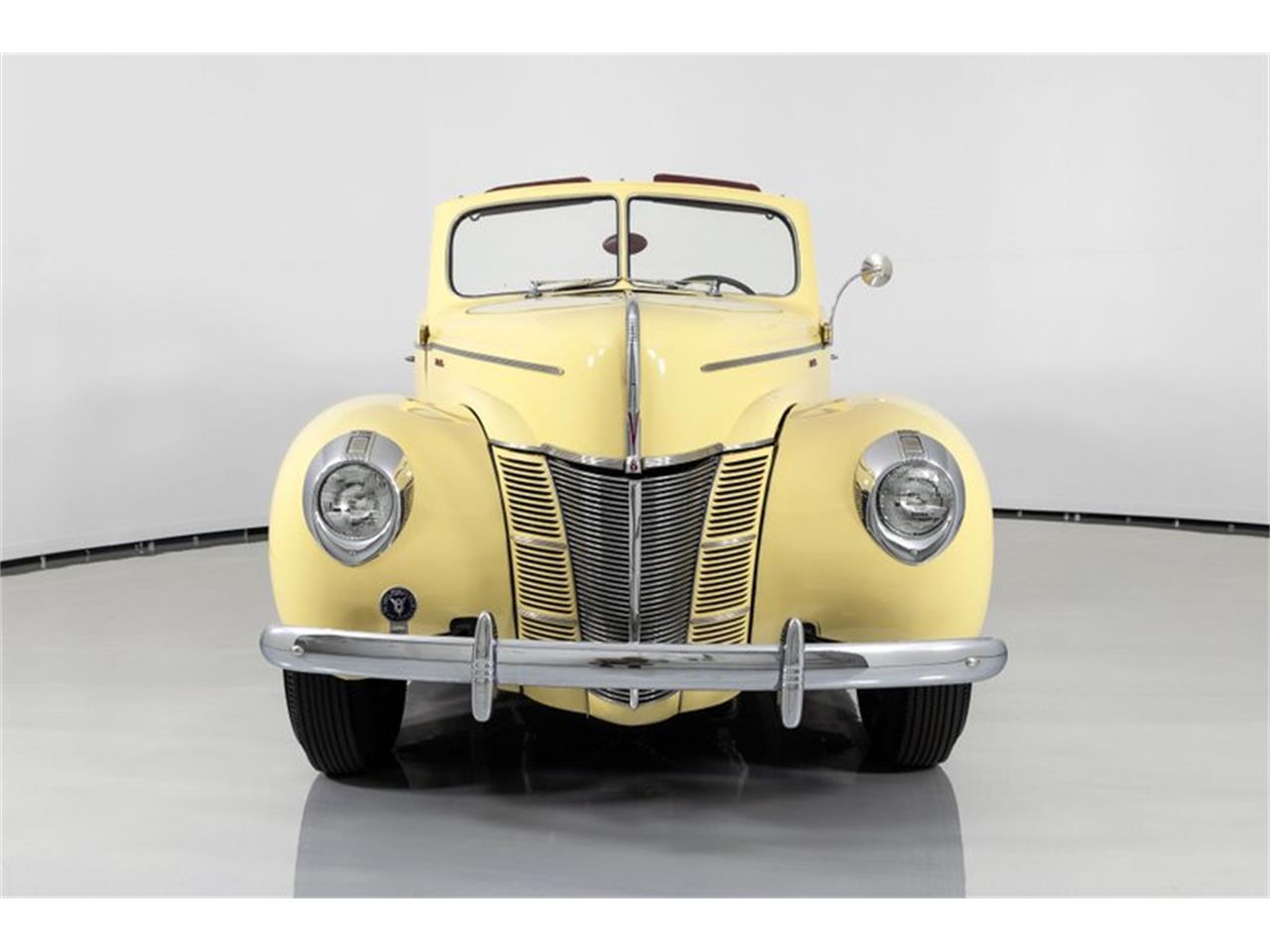1940 Ford Deluxe