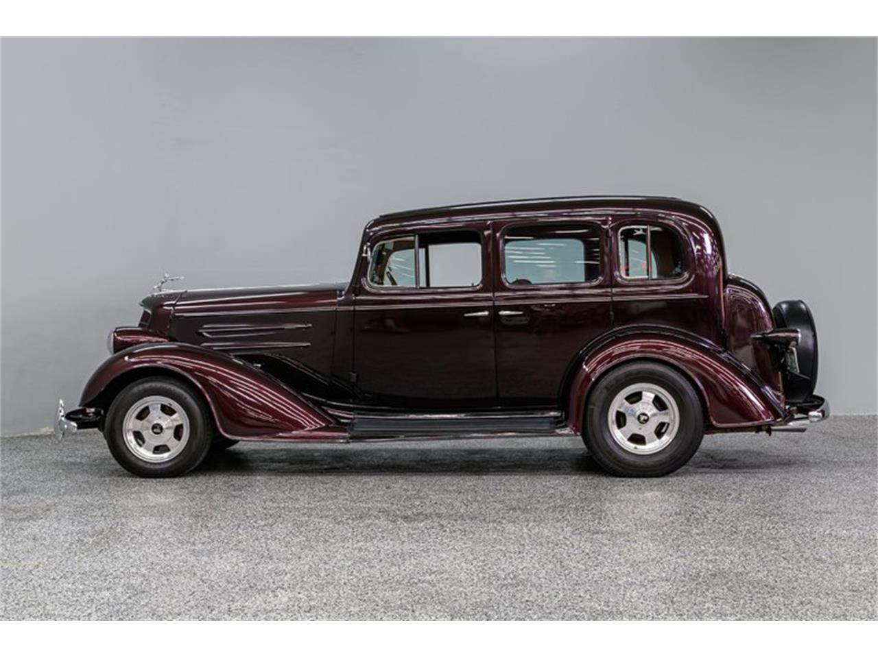 1934 Oldsmobile Street Rod