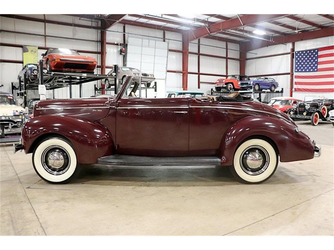 1940 Ford Deluxe