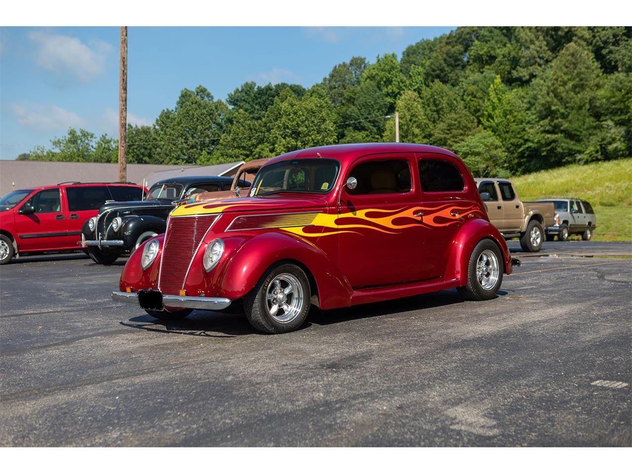 1937 Ford 2-Dr Sedan
