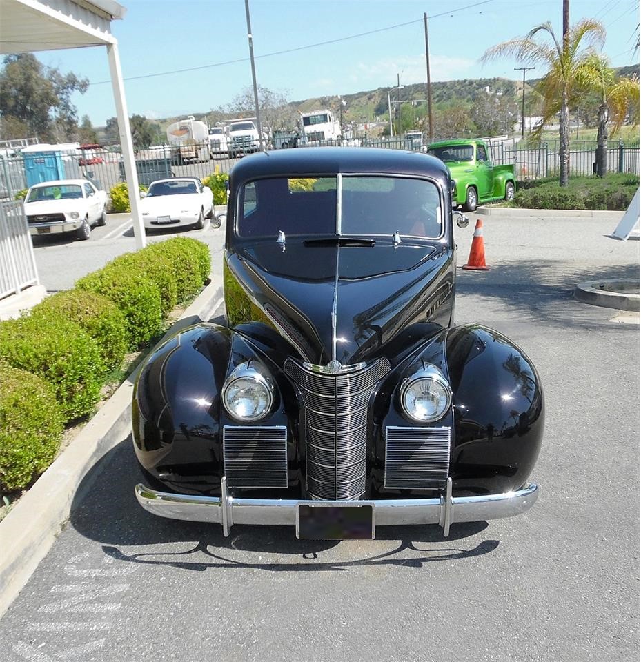 1939 Oldsmobile 2 Dr Sedan
