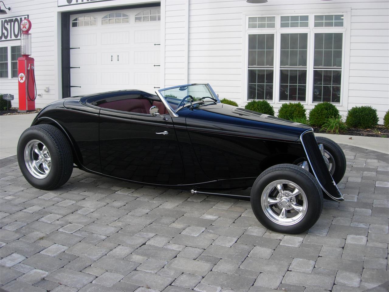 1933 Ford Roadster