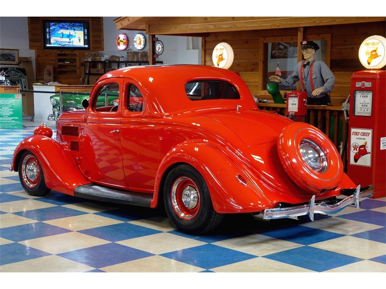 1935 Ford Coupe