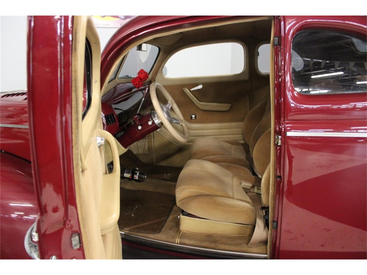 1940 Ford Deluxe