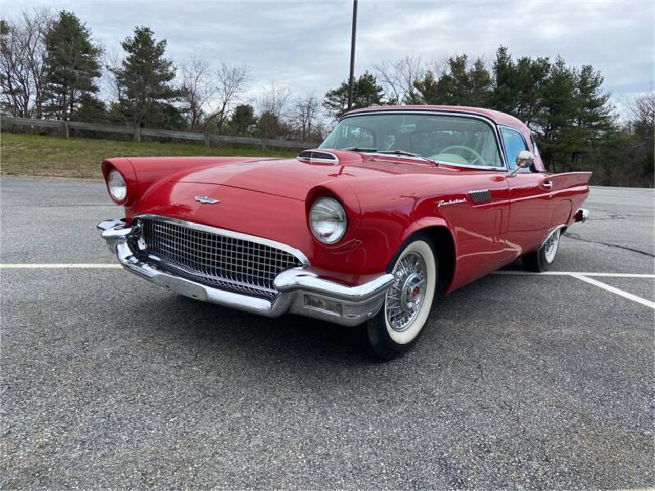 1957 Ford Thunderbird