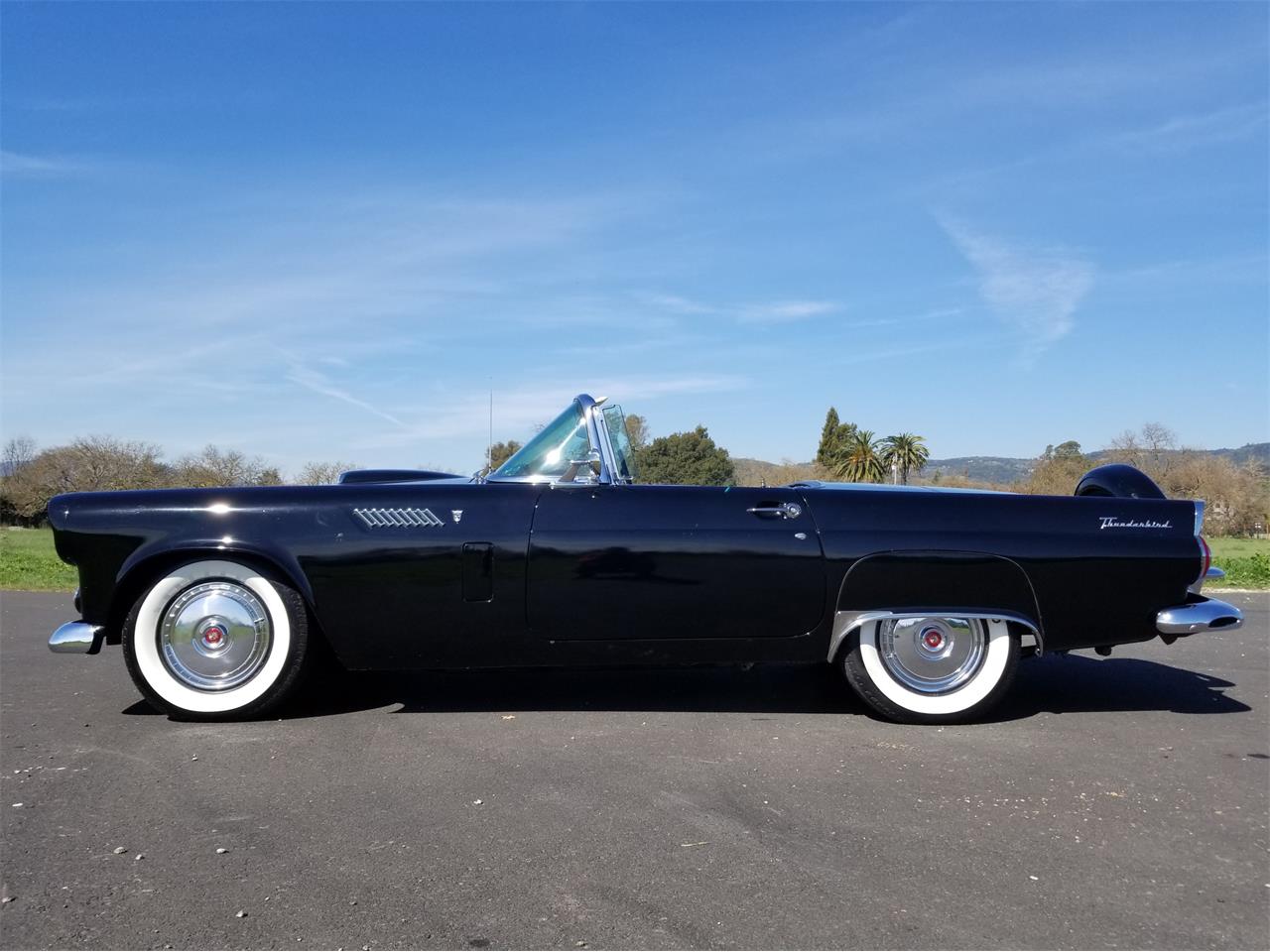 1956 Ford Thunderbird