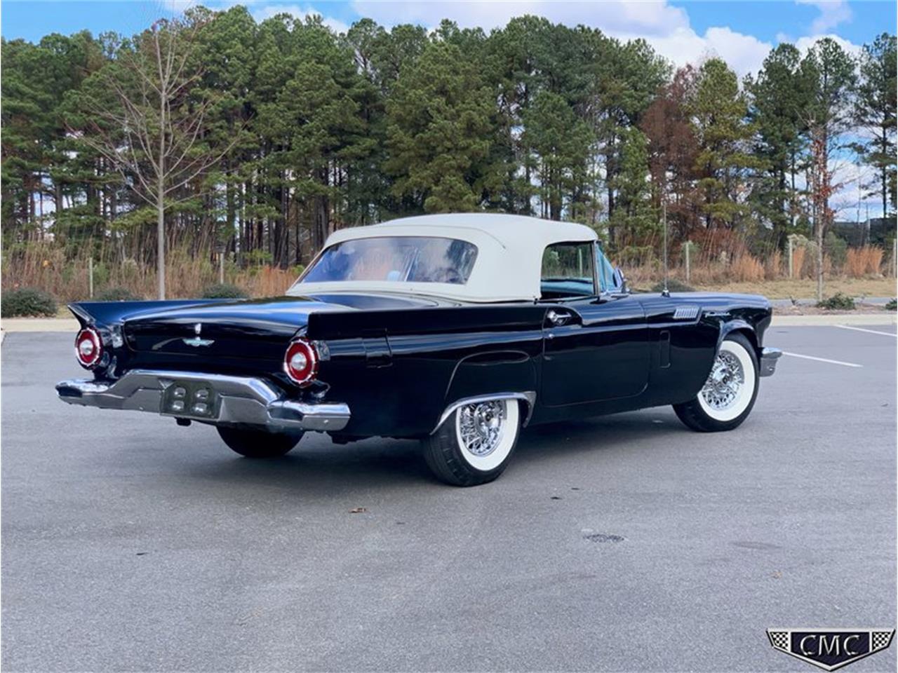 1957 Ford Thunderbird