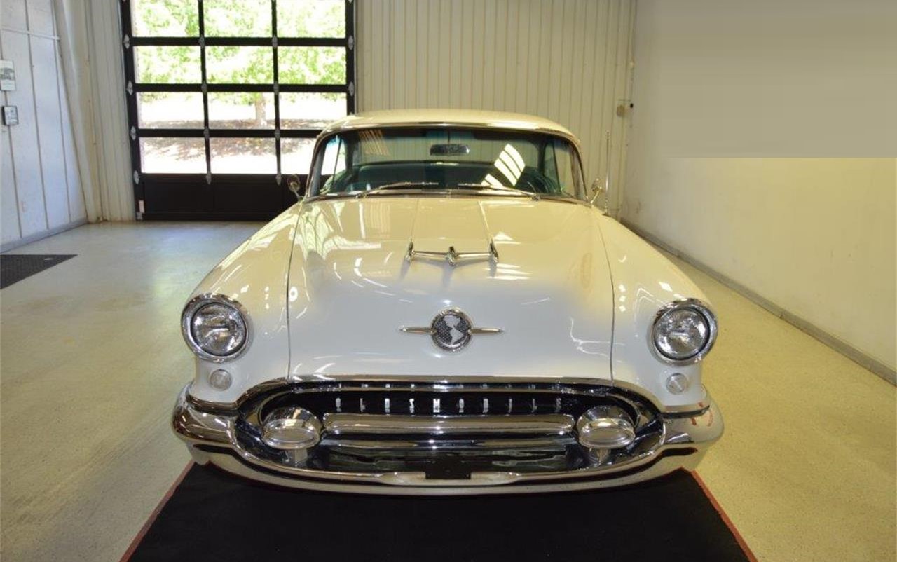 1955 Oldsmobile Holiday 88