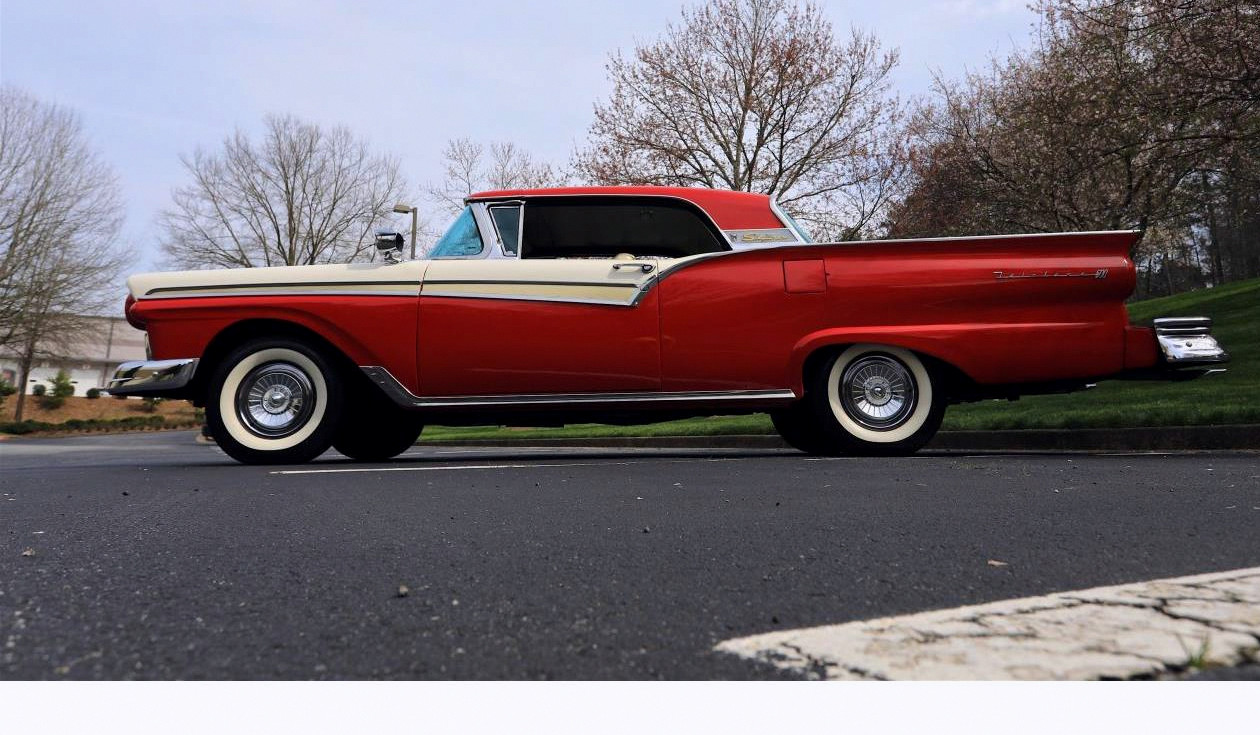 1957 Ford Fairlane